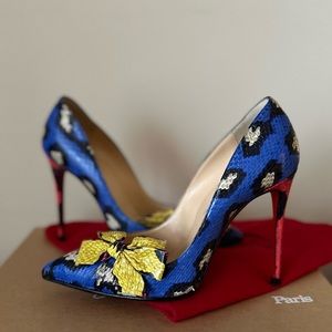 Christian Louboutin
Madame Menodo Snakeskin Red Sole Pump, Blue 37